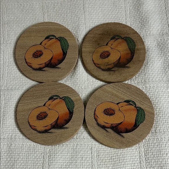 Thirstystone Sandstone Coaster Set with Peach Illustration - Picture 2 of 7